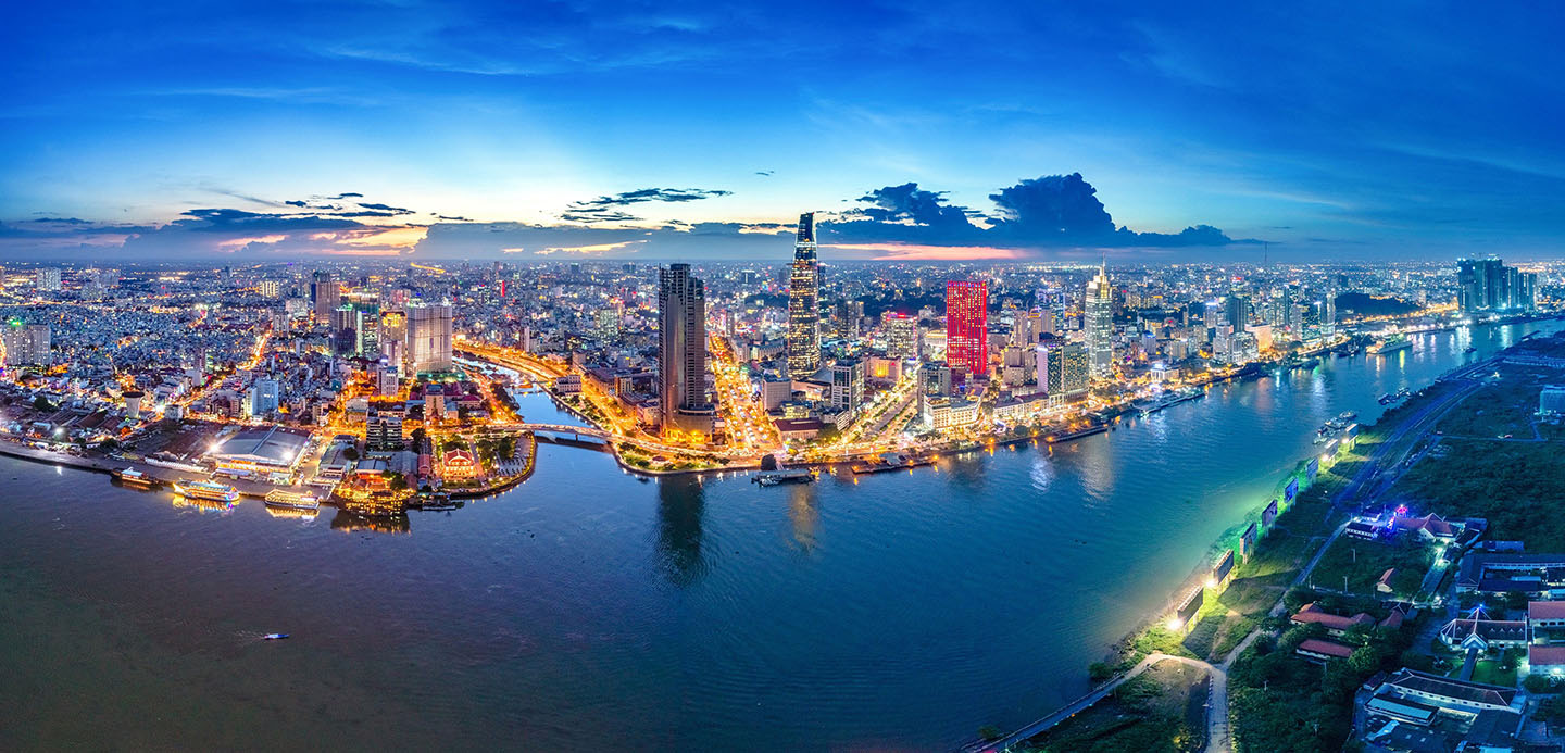 vietnam-at-a-glance-banner-1440-693 vietnam-at-a-glance-banner-1440-693